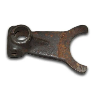 Вилка Т30.37.182 3 и 4 перед.КПП Т-25 отв.смещ.влево