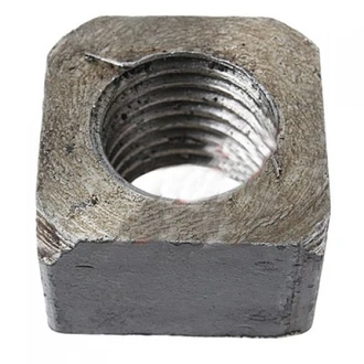 Гайка 77.39.113 колеса ведущего внутр.(квадр) ДТ-75