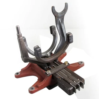 Корпус 922-1702080 (74-1702080) вилок в сборе МТЗ-920