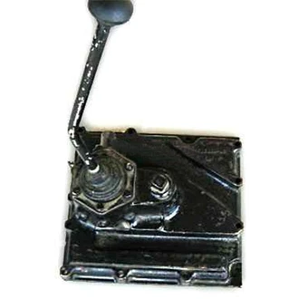 Крышка 70-1702010 КПП МТЗ (центр.включение)