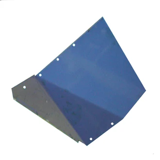 Закрылок пластиковый 80-8404020-Б-01 задний правый УК МТЗ