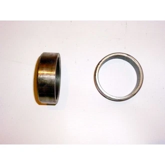 Втулка верт.шарнира 151.30.164 Т-150 (узкая)